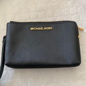 Michael Kors Wristlet